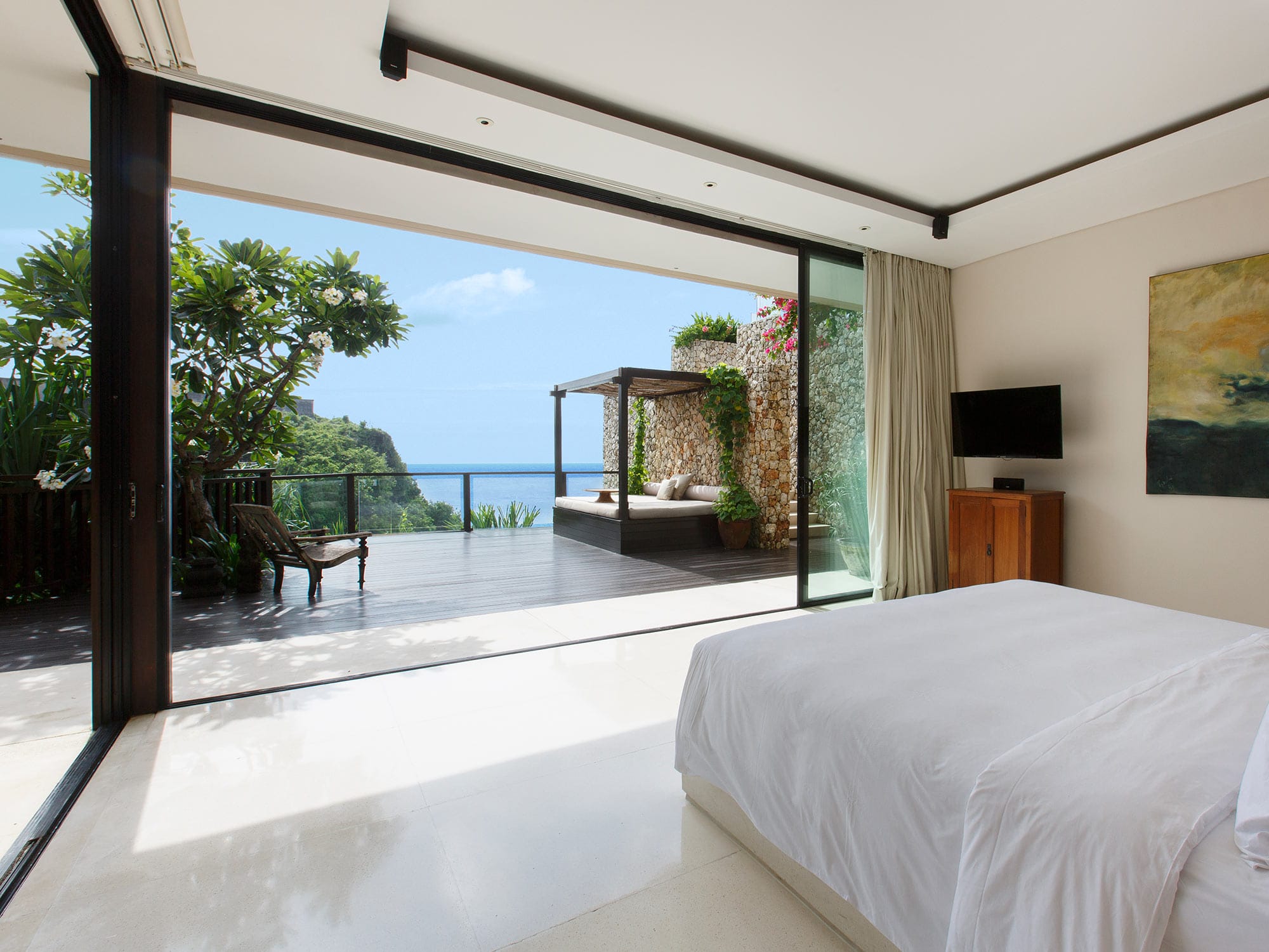 Villa Ambar Underground Master Bedroom