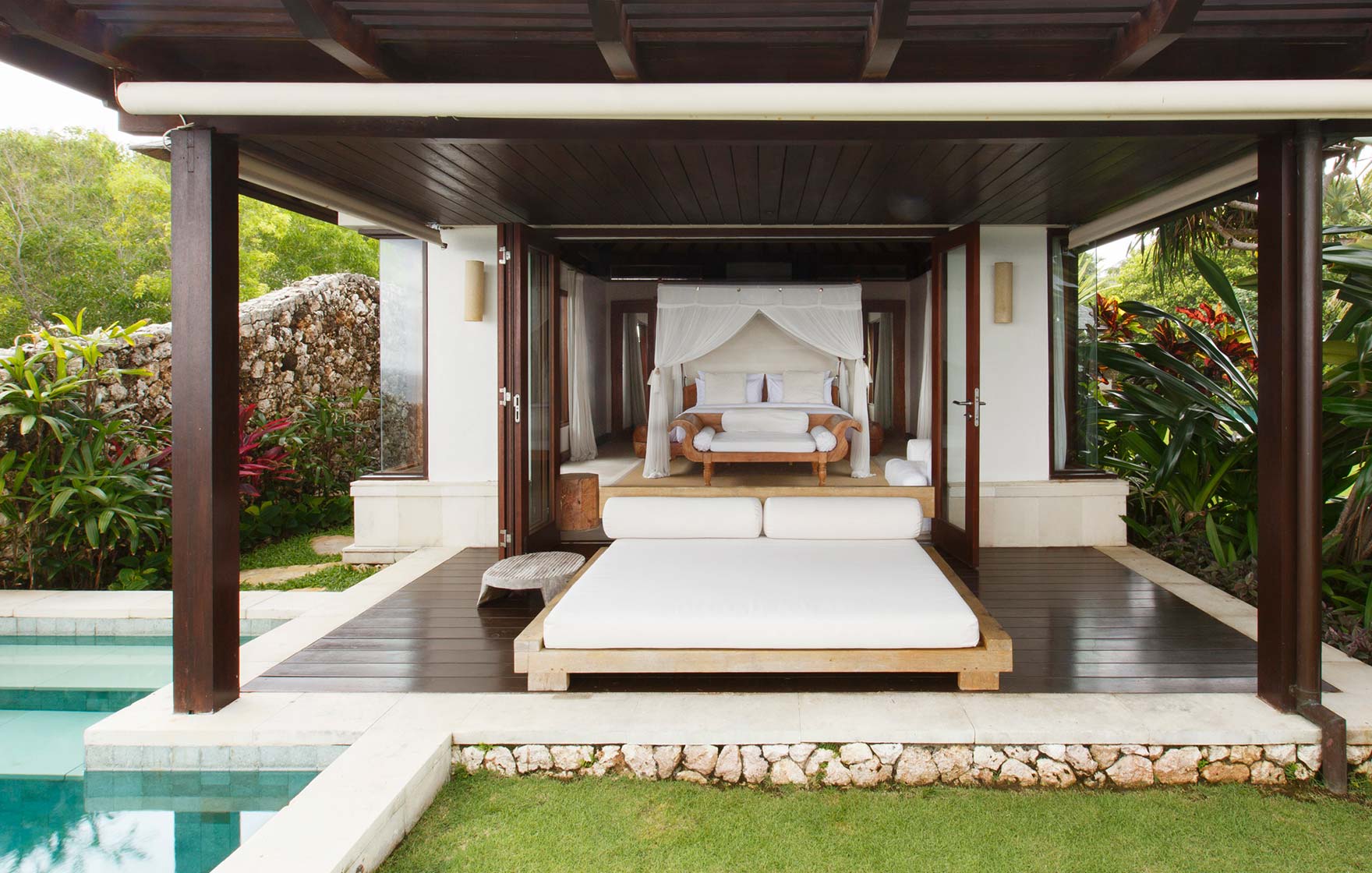 Villa Chintamani Poolside Bedroom